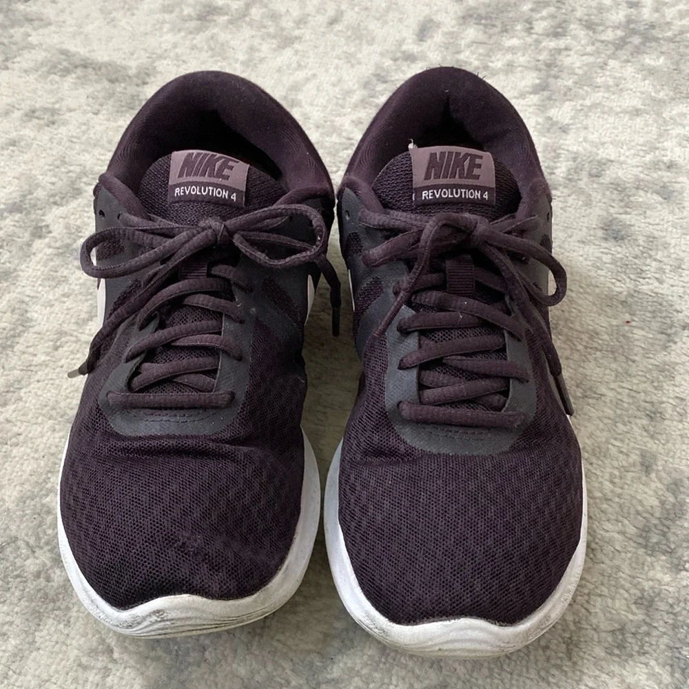 NIKE Revolution 4 sneakers - Picture 2 of 10